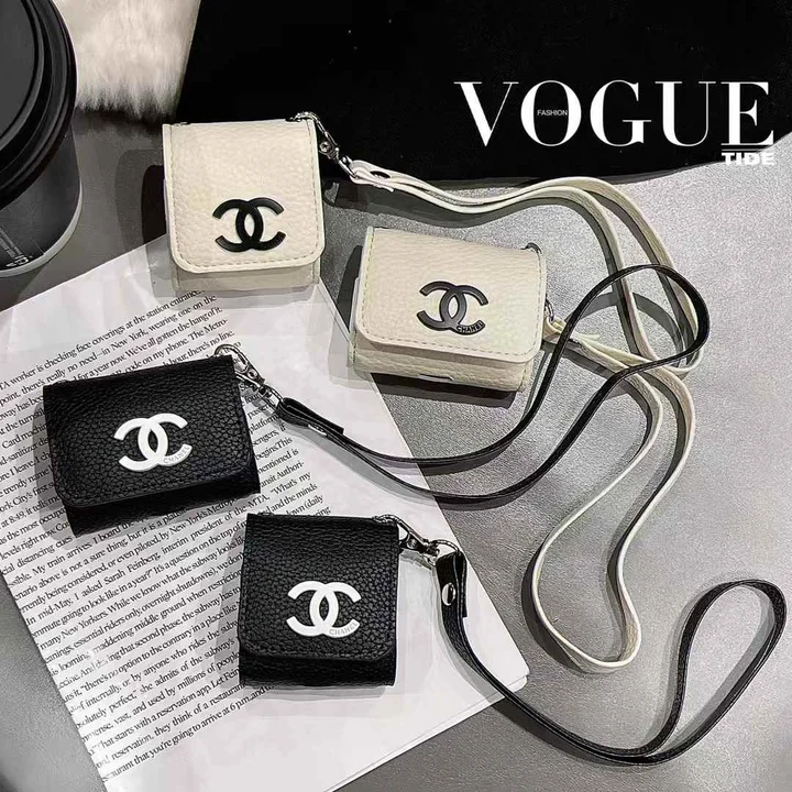 アイフォン17 収納ケース シャネル 