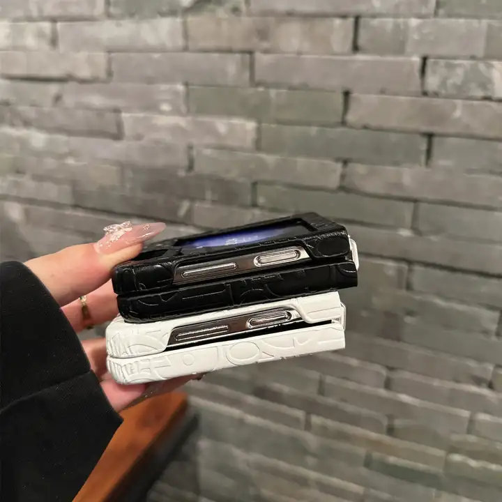 ブランド ギャラクシー ZFlip3 携帯ケース 