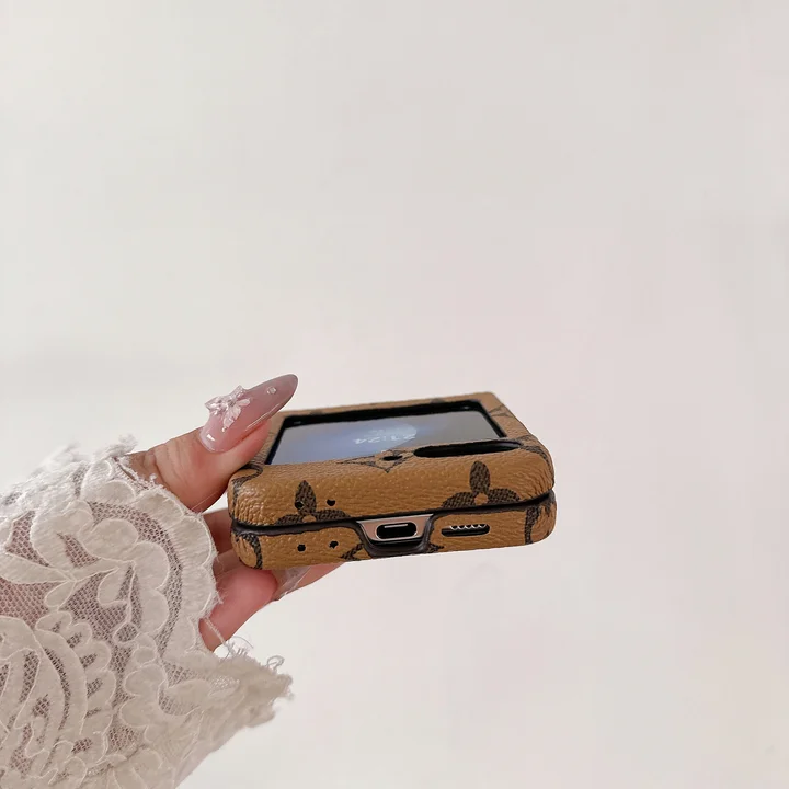 burberry バーバリー アイフォーン17 