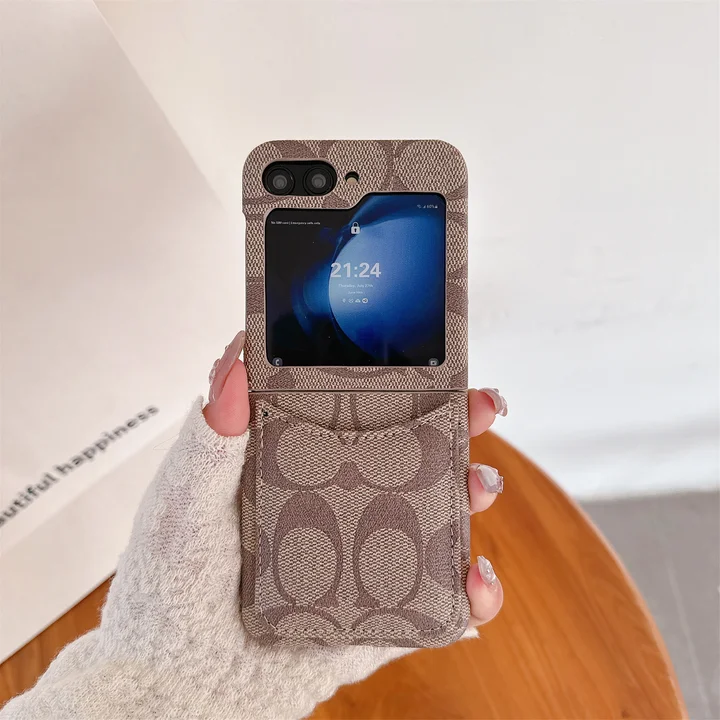 コーチ coach  アイフォン17pro max 