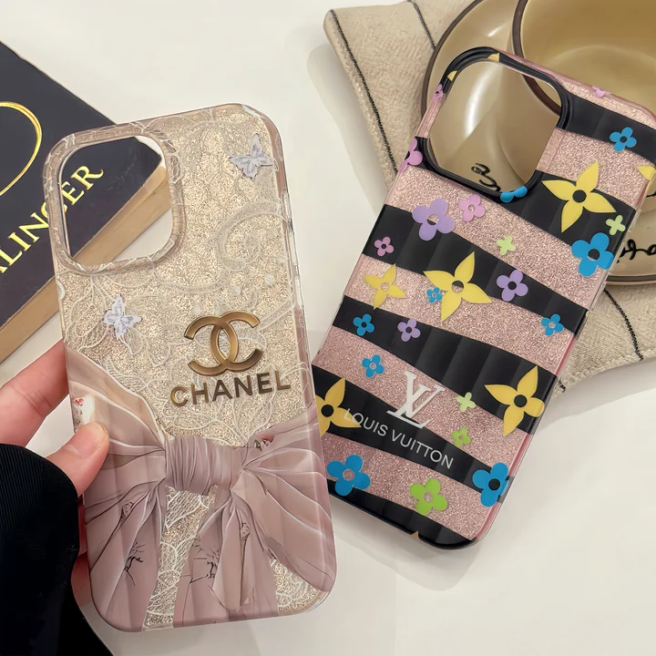 シャネル chanel スマホケース アイフォーン15 