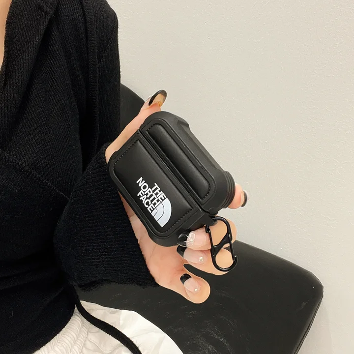 ザ・ノース・フェイス風 アイホン17 