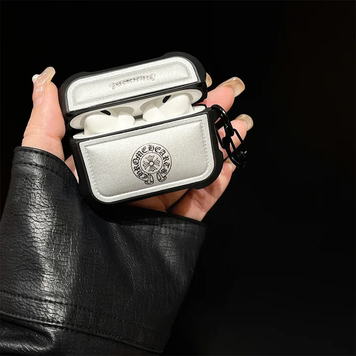 chrome hearts iphone17プラス カバー 