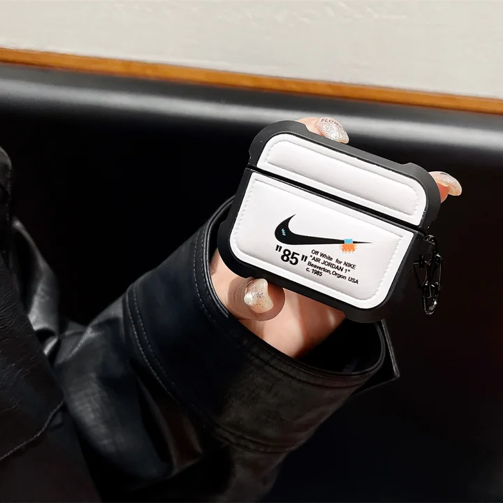 nike風 アイホンiphone17plus 