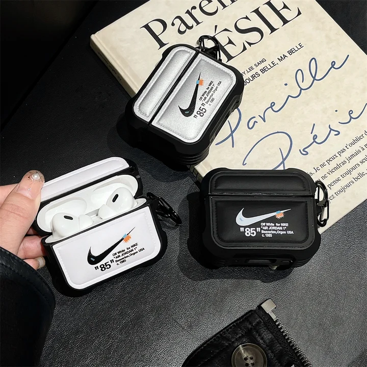 ブランド カバー iphone17 