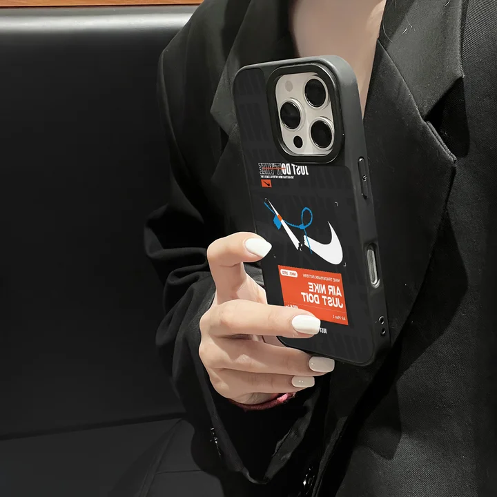 アイフォーン17 nike スマホケース 