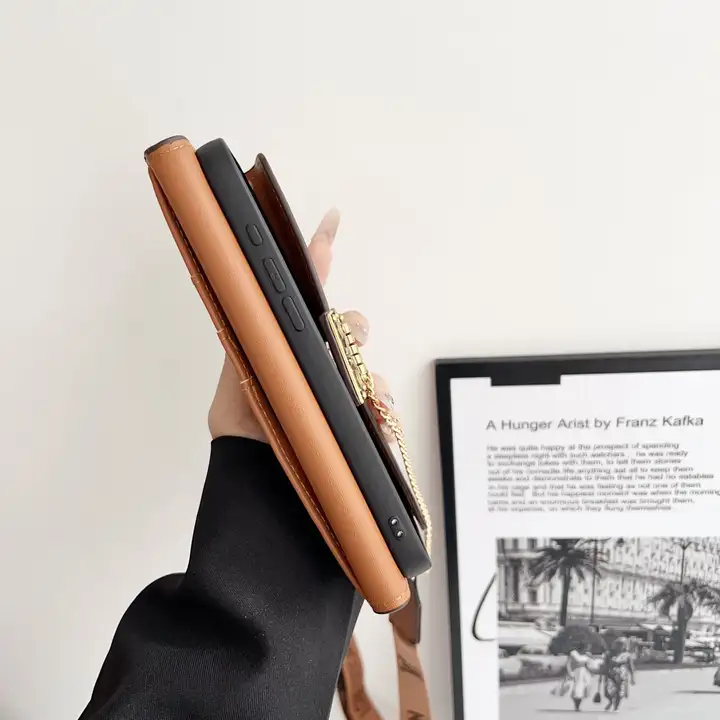 gucci グッチ カバー アイフォーン17 