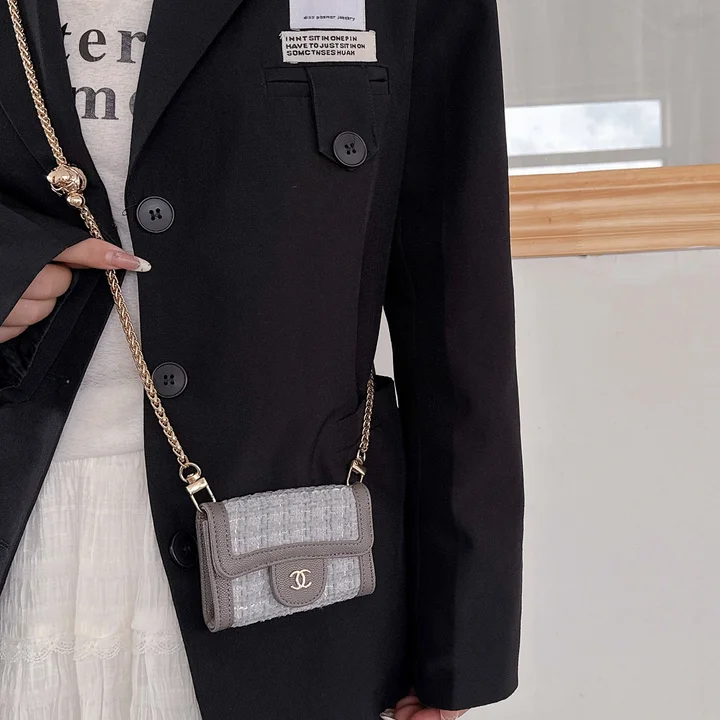 シャネル chanel アイフォーン17pro カバー 