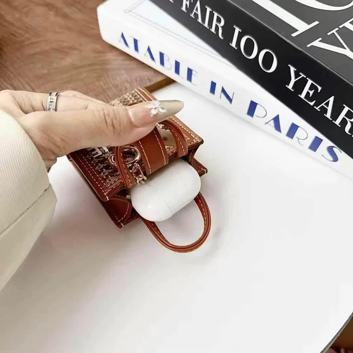 ハイブランド ケース アイホン17プロ max セリーヌ 