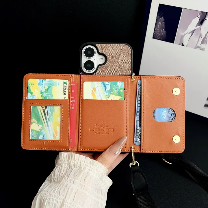 iphone17プロ コーチ coach  スマホケース 
