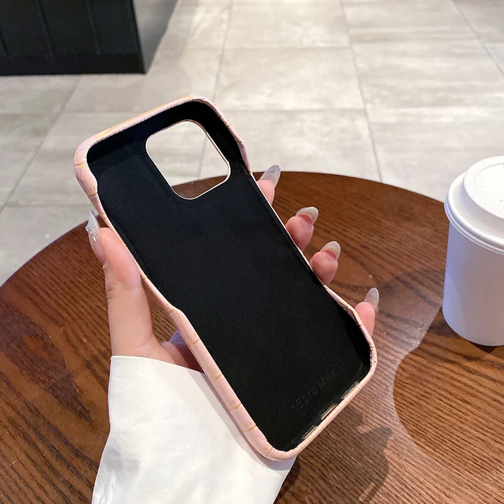 prada アイフォン15 pro 