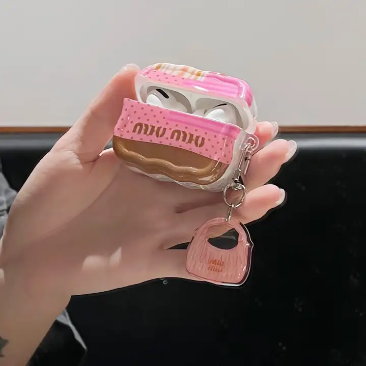 ハイブランド カバー アイフォーンiphone17  