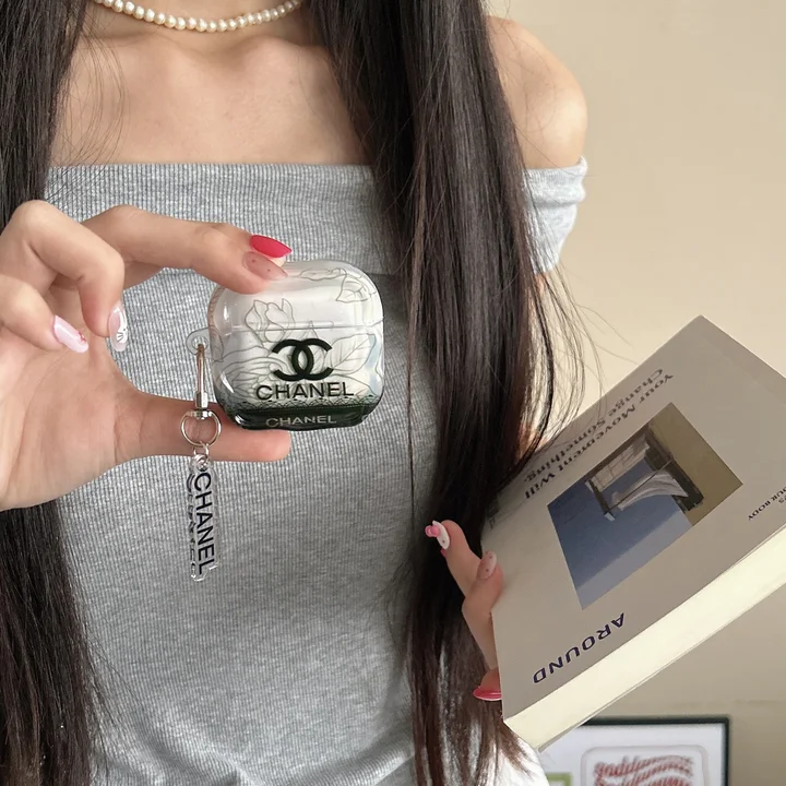 ブランド 収納ケース iphone17プロ 