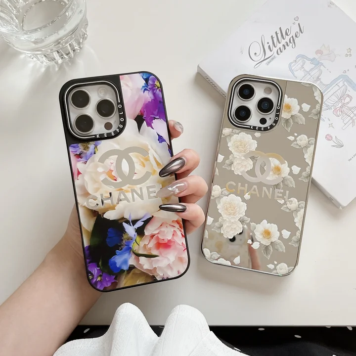 アイフォン17プラス ケース chanel 