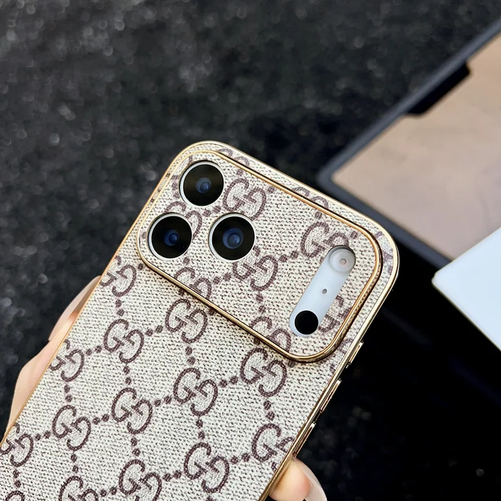 ブランド 携帯ケース アイフォン16 Plus 