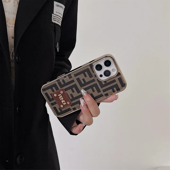 アイホン17 fendi フェンディ ケース 