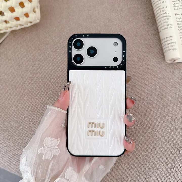 miumiu ミュウミュウ スマホケース アイフォーン15 