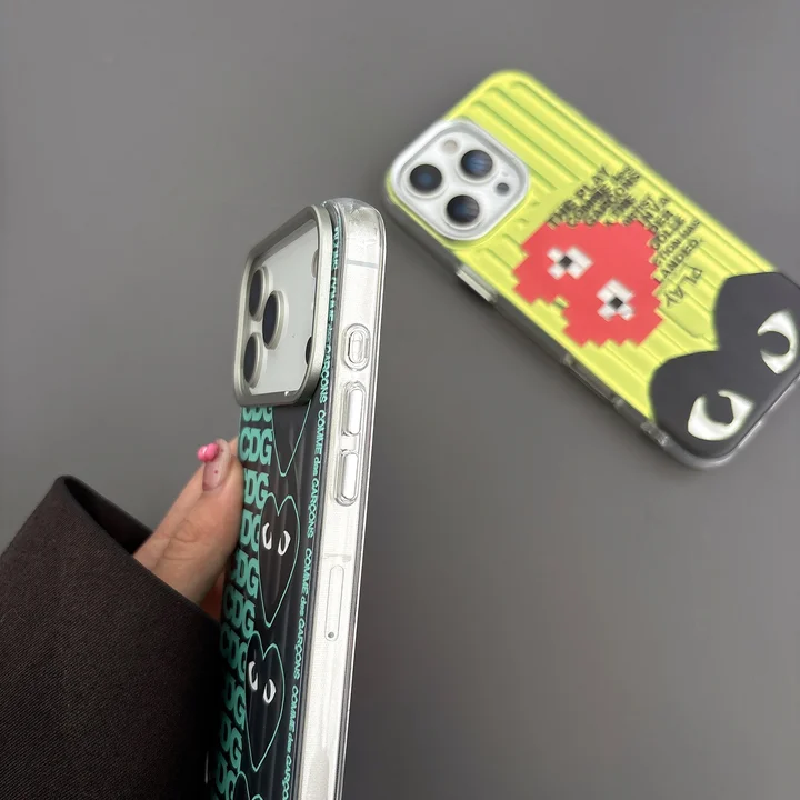 comme des garçons風 ケース アイホン17プラス 