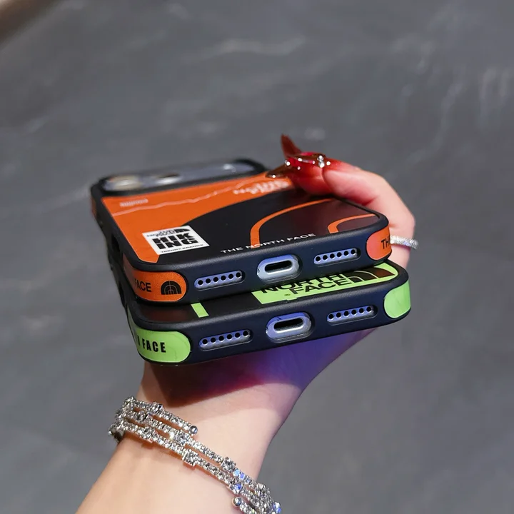 ザ・ノース・フェイス風 アイホン17プラス 