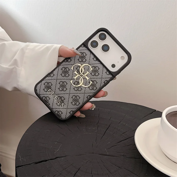 guess アイフォーン17プロ