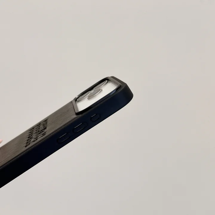 アイフォン17plus メゾン マルジェラ maison margiela カバー 