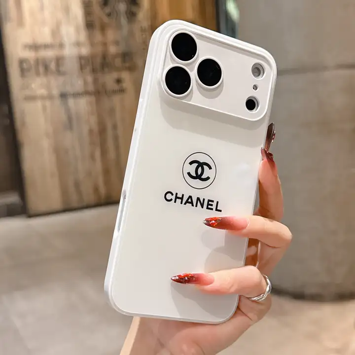 アイホン17プロ chanel スマホケース 