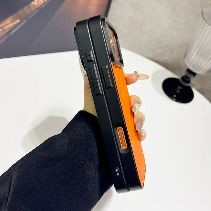 ハイブランド アイホン17plus カバー