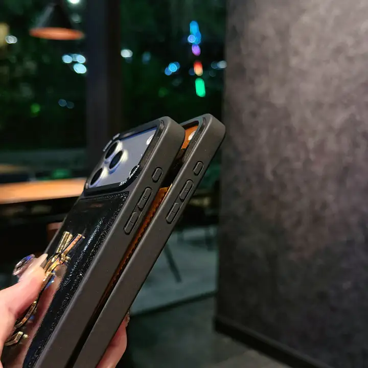 ysl アイフォーン17pro 