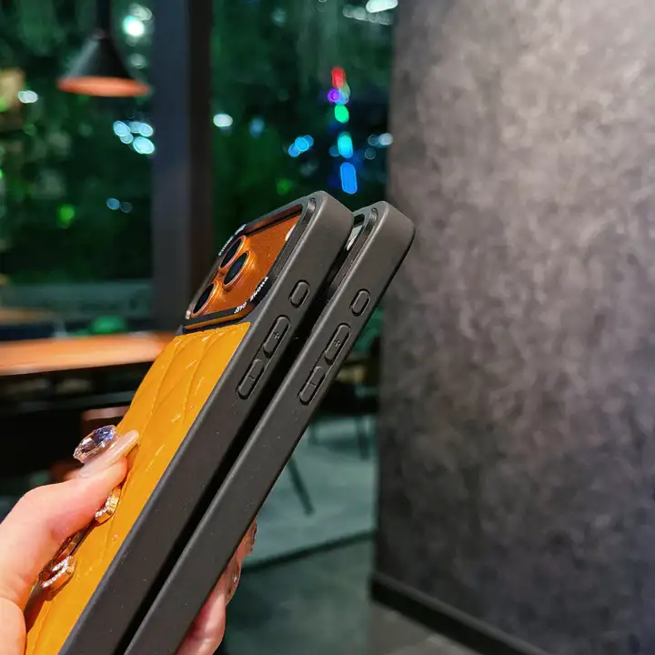 ハイブランド カバー アイフォーン16 Pro シャネル chanel