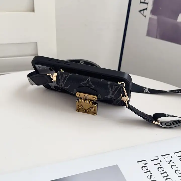 ブランド カバー アイホン17 