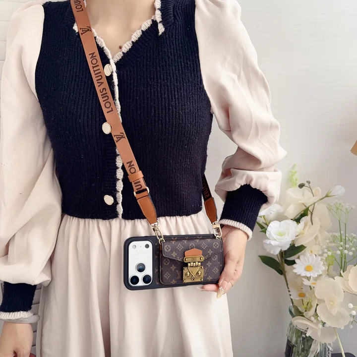  アイフォン17プラス カバー 