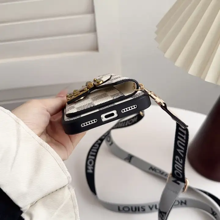 ハイブランド  iphone17pro ケース 