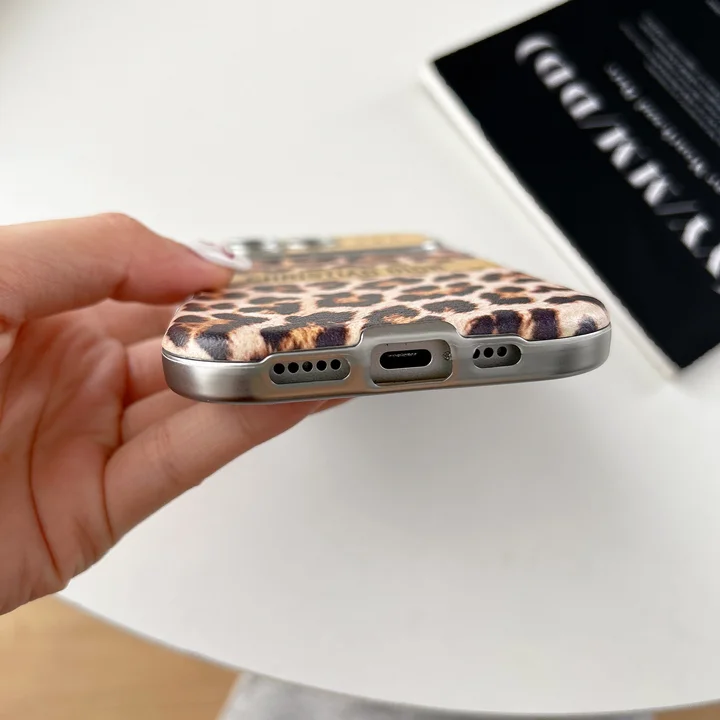 ブランド ケース iphone17 dior風