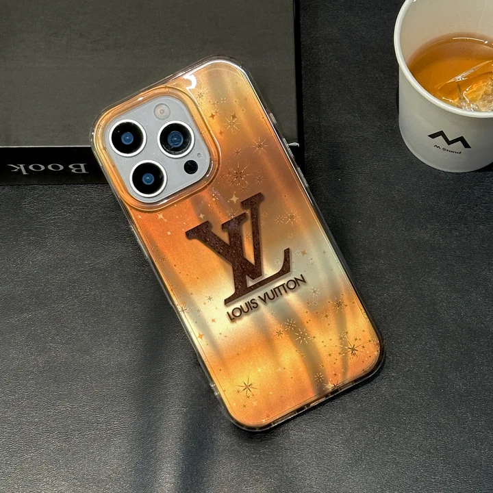 ブランド アイフォン15 スマホケース