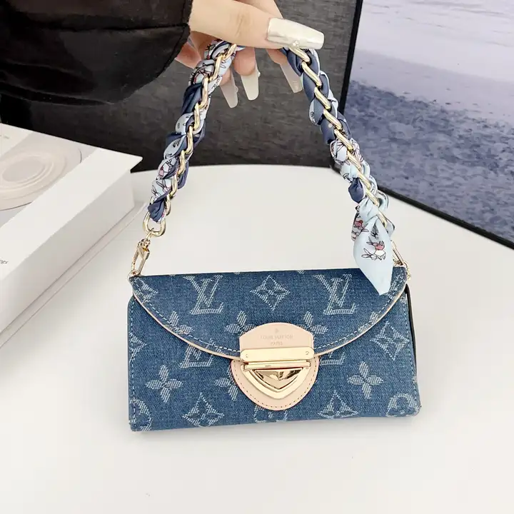 ブランド スマホケース