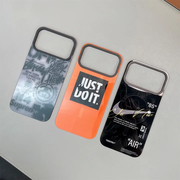 アイフォン17 カバー nike風 