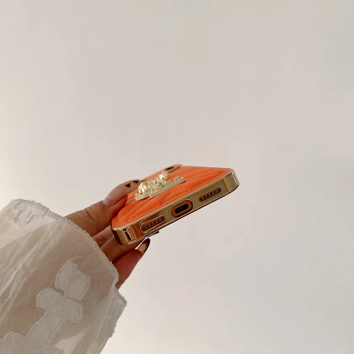 ブランド 携帯ケース アイフォン17pro max ysl風 