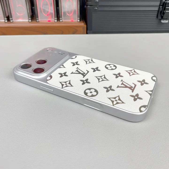 ハイブランド カバー アイホン17プロ