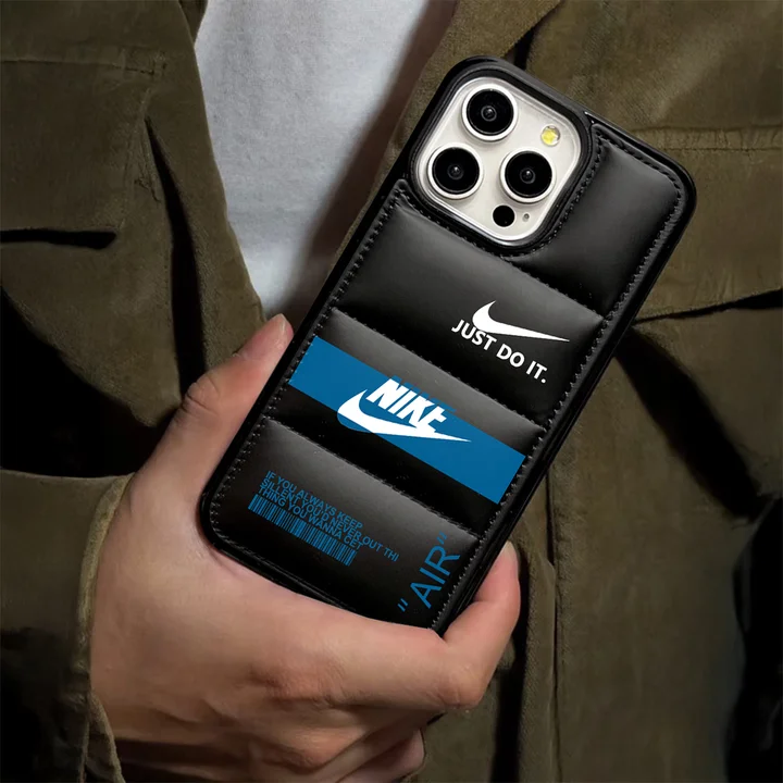 ナイキ iphone17プラス 