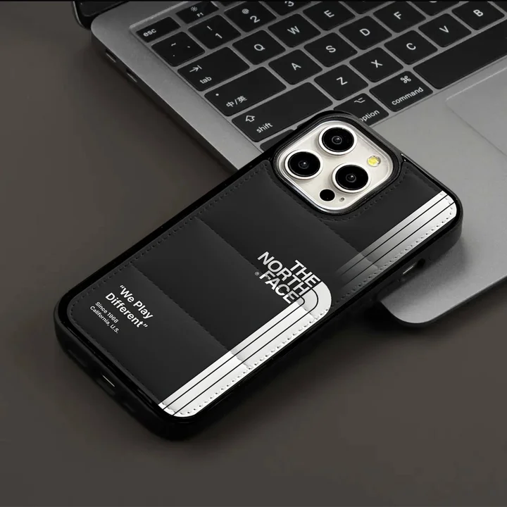 アイフォーン17  ケース 