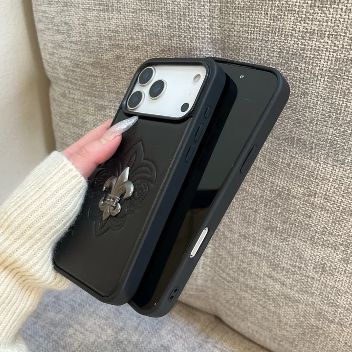 chrome hearts風 カバー アイフォーン17プロ