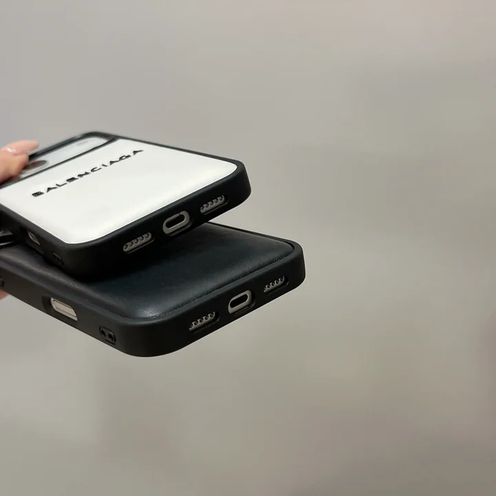 ハイブランド ケース アイフォン17 balenciaga風 