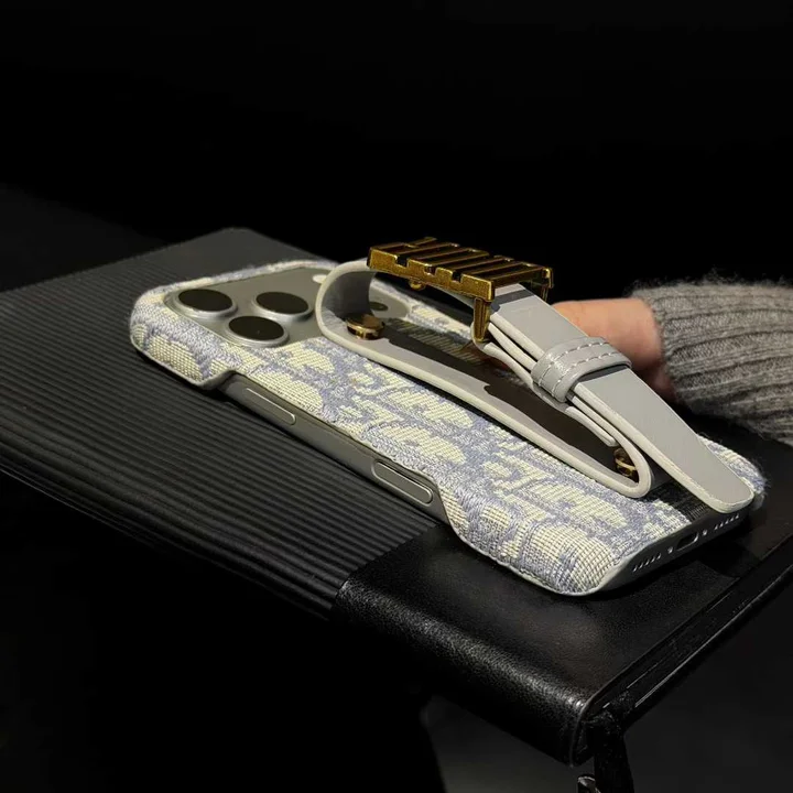 ディオール カバー アイホン17plus 