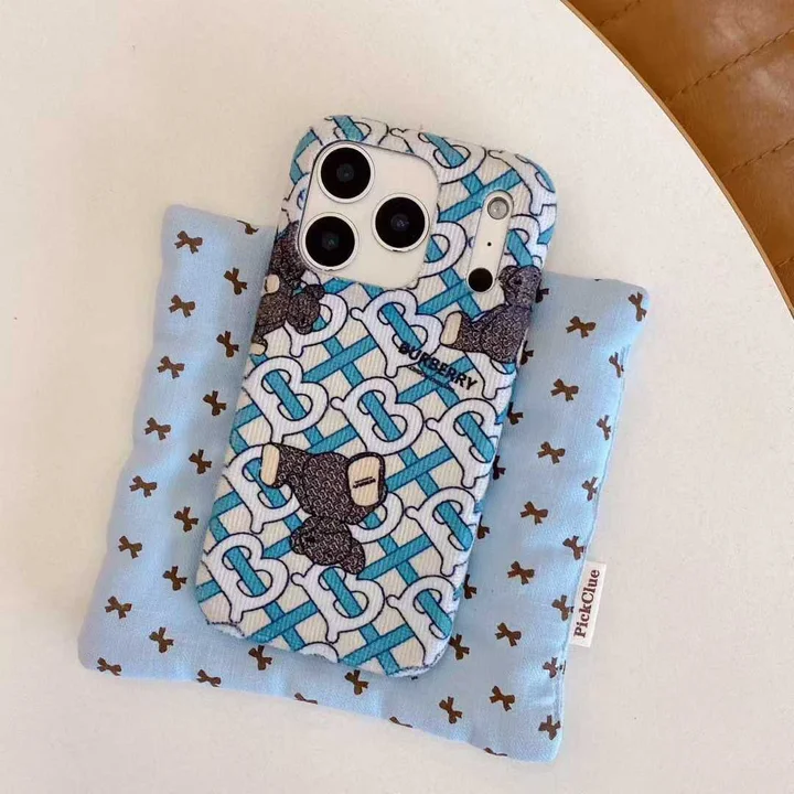 ブランド 携帯ケース アイフォーン16 Pro 