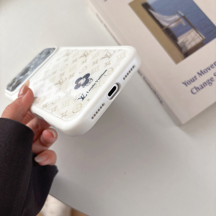 ブランド 携帯ケース アイフォン17plus 