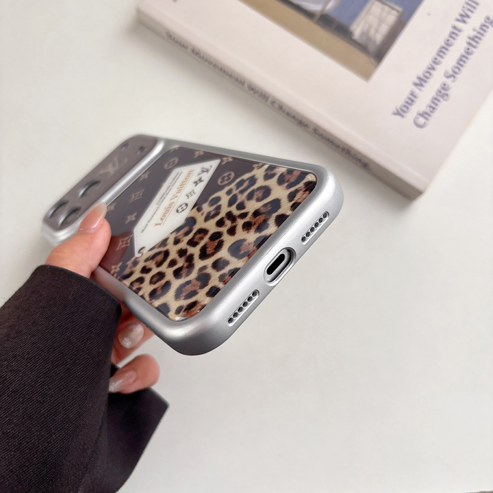 ブランド 携帯ケース アイフォーン17pro max 