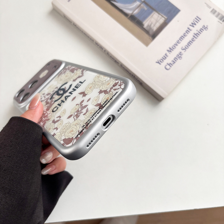 chanel 携帯ケース アイホン17 