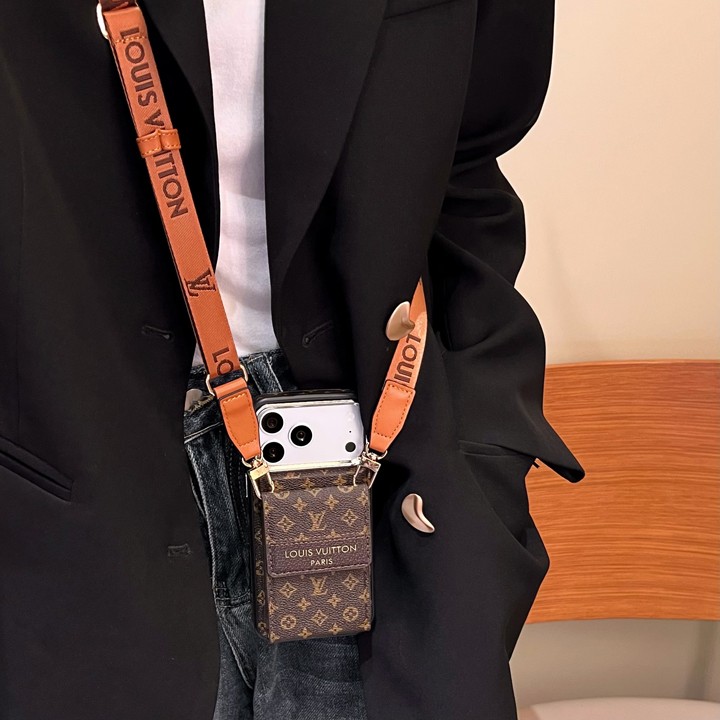 iphone17pro max スマホケース ルイビトン風 