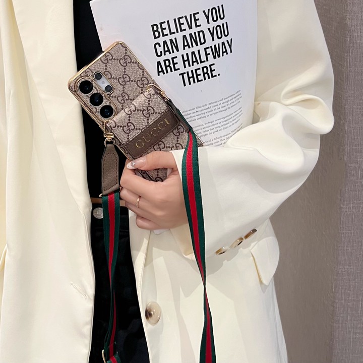 ブランド gucci風 アイフォーン17プロ 携帯ケース 