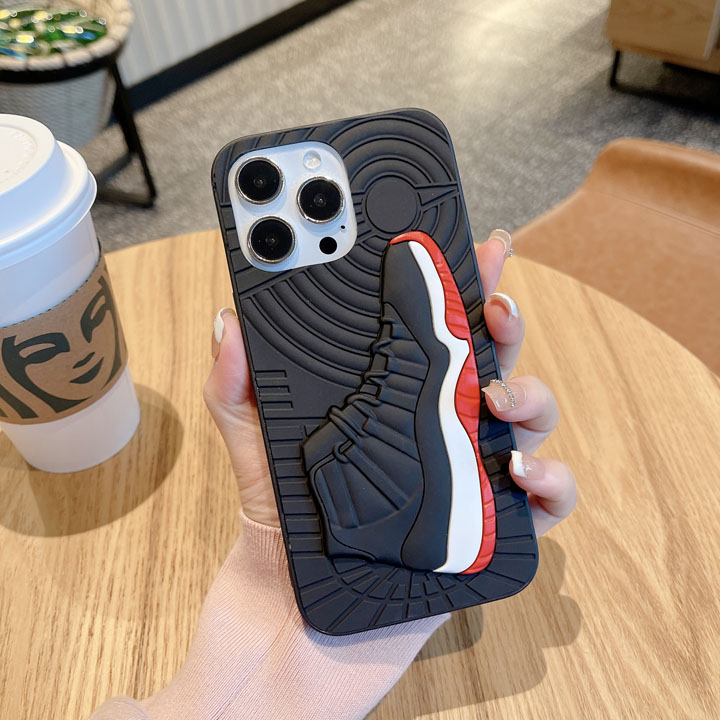 ブランド アイフォーン17プラス スマホケース 